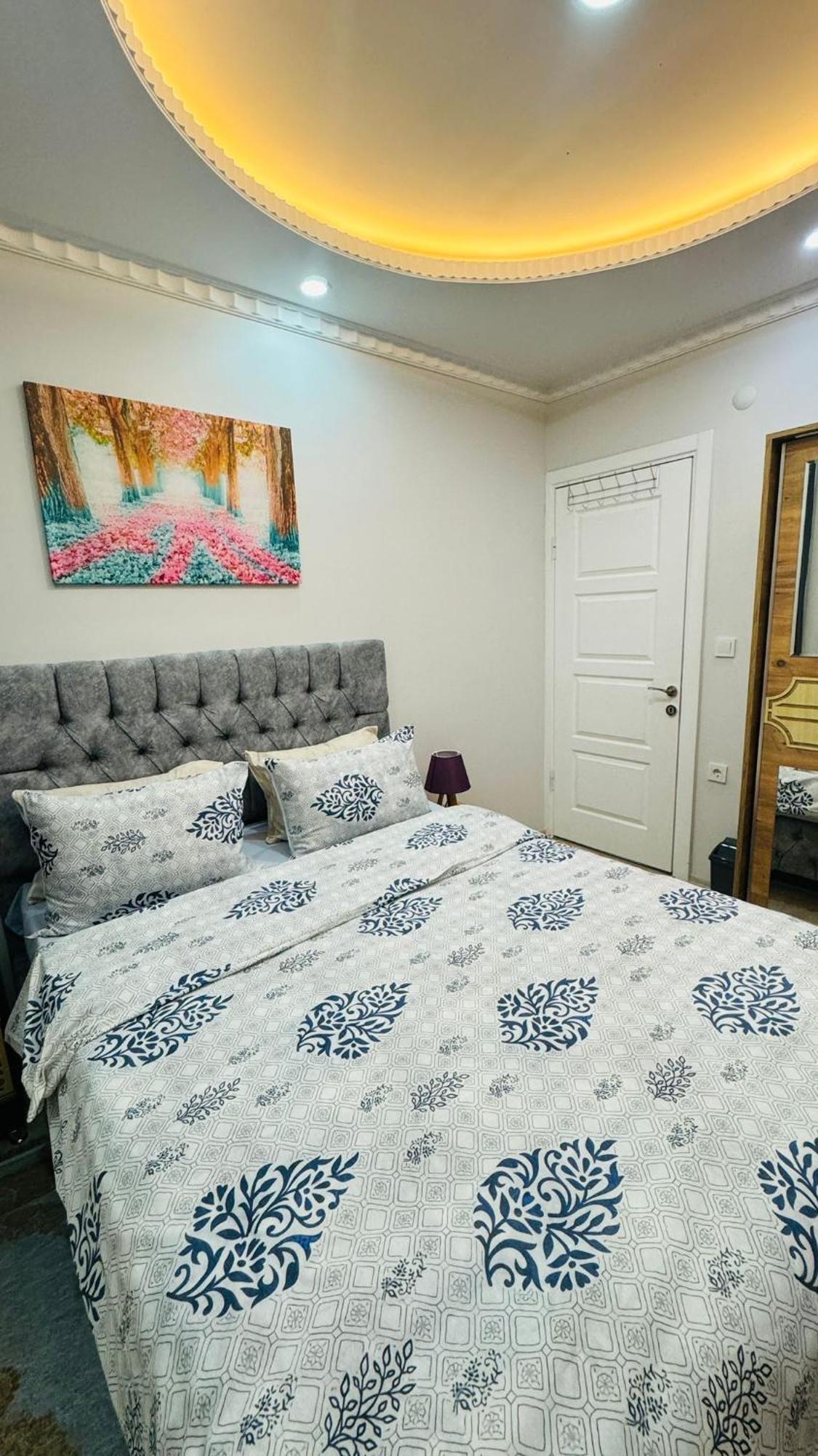 Guendogdu Suites Istanbul Bagian luar foto